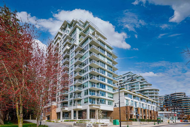 402 - 15165 Thrift Avenue