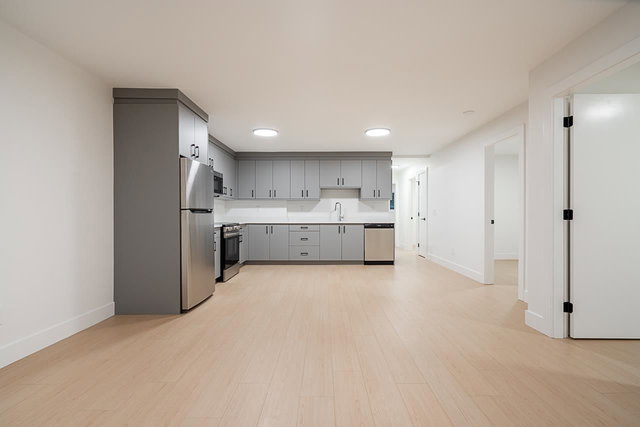 bsmt - 5181 Booth Avenue