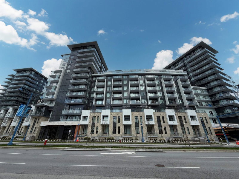 834 - 6300 Minoru Boulevard