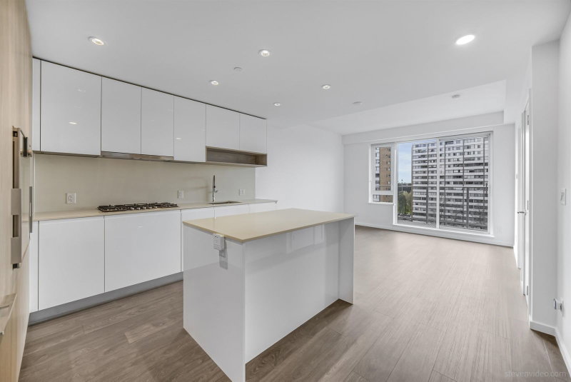 834 - 6300 Minoru Boulevard