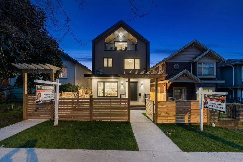 2 - 1582 2nd Avenue, Vancouver, V5N 1C7 | Image 3