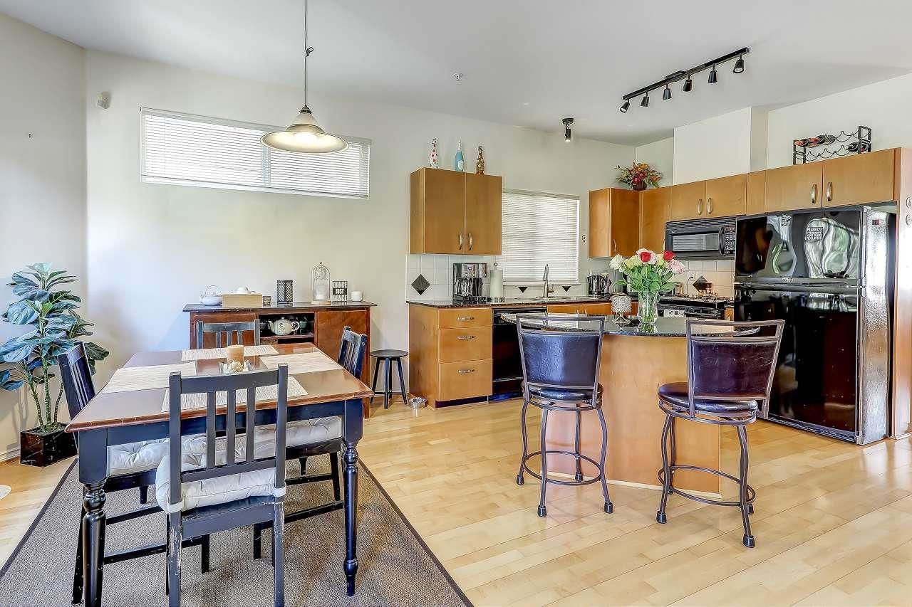 Listing Image 15