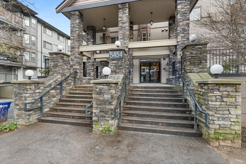 204 - 5454 198 Street, Langley, V3A 1G2 | Image 2