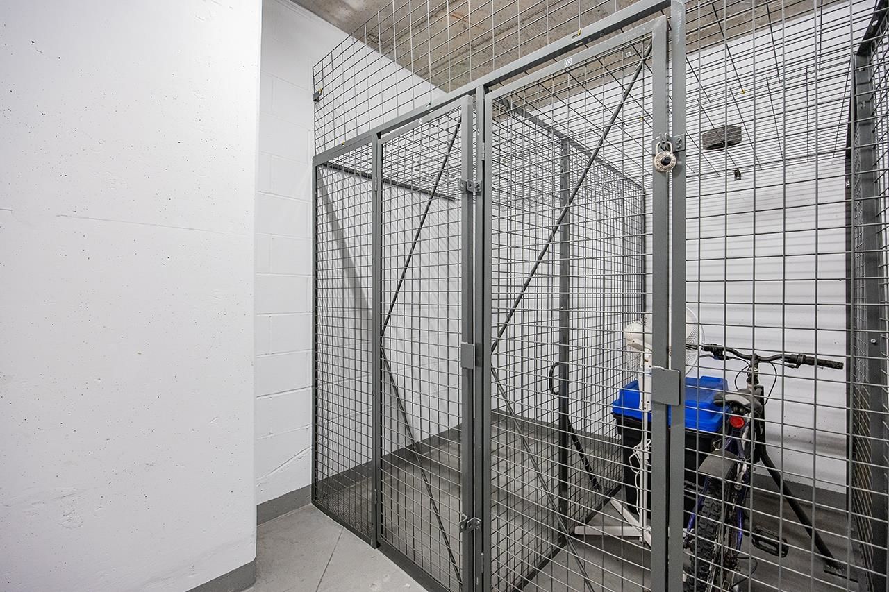 Listing Image 22