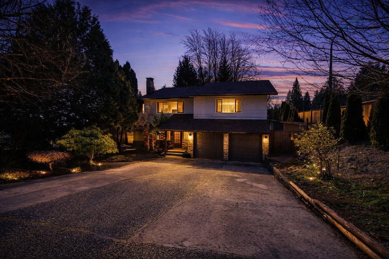 2333 Kirkstone Road, North Vancouver, British Columbia