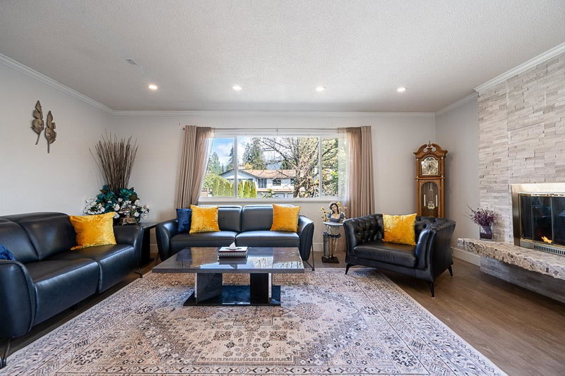 2333 Kirkstone Road, North Vancouver, V7J 3M1 | Image 3