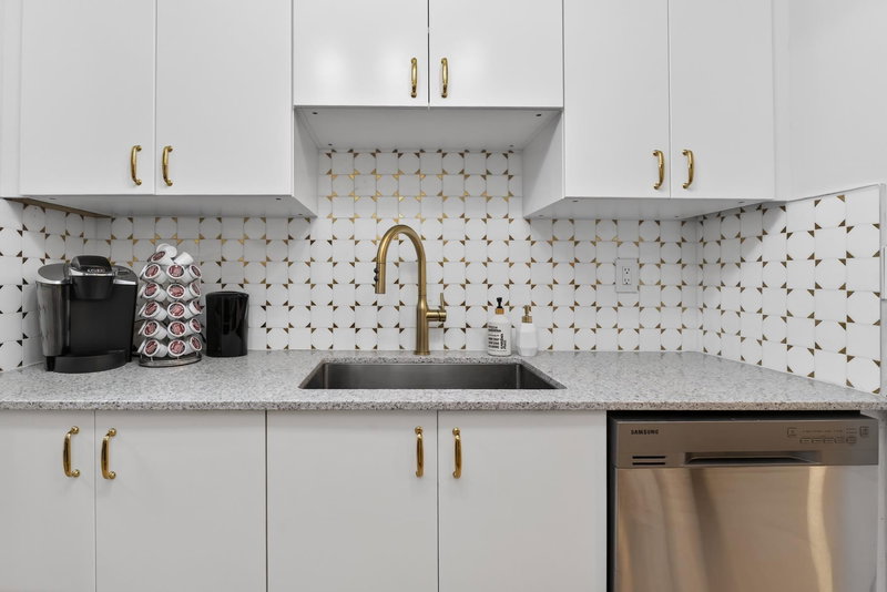 1010 Howe Street #311, Vancouver, British Columbia