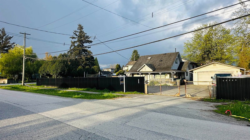 11332 124 Street, Surrey, British Columbia