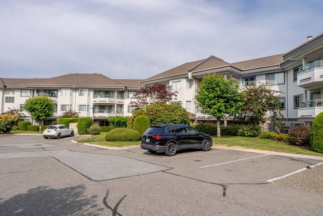 238 - 2451 Gladwin Road