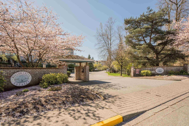 332 - 27358 32 Avenue
