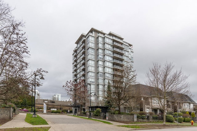 806 - 575 Delestre Avenue