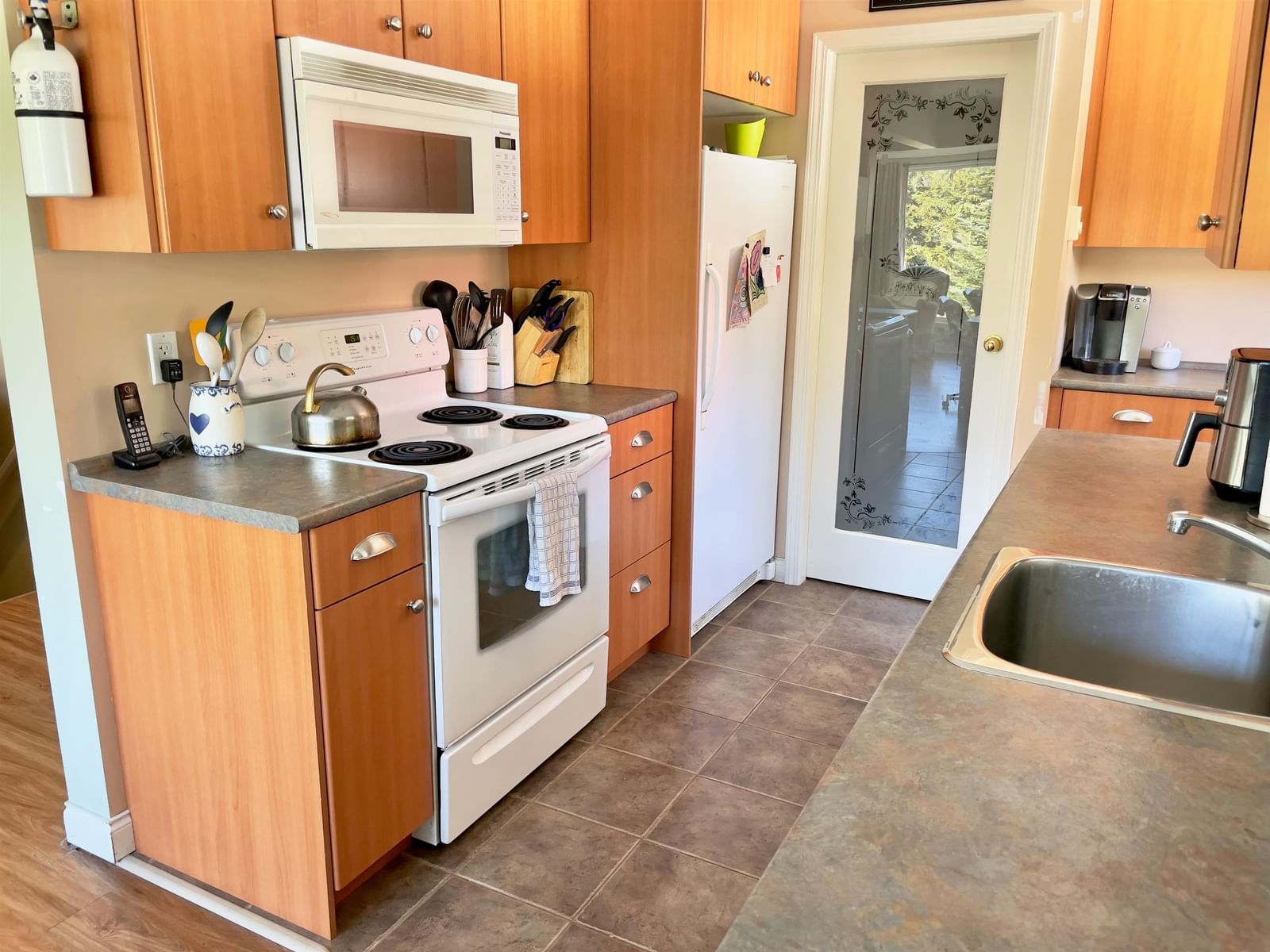 Listing Image 16