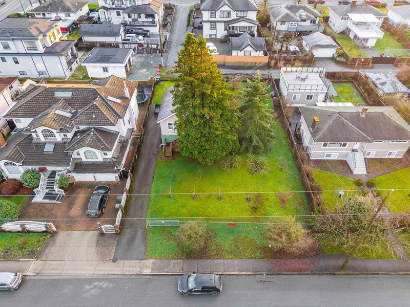 3786 Moscrop Street, Burnaby, V5G 2C8 | Image 3