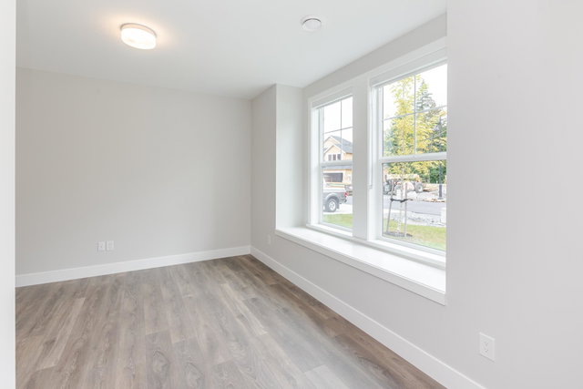 1949 Sparrow Hawk Place