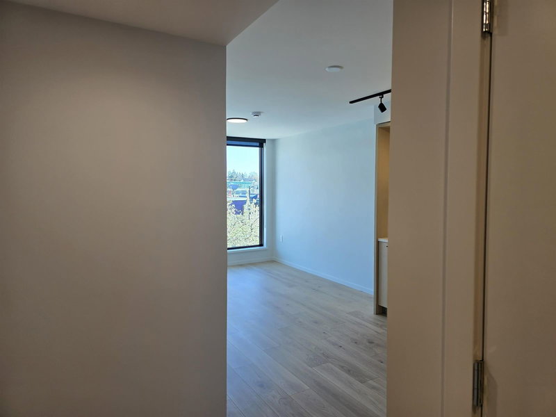 363 - 5189 Earles Street, Vancouver, V5R 0M7 | Image 2