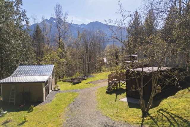 50940 Riverview Drive