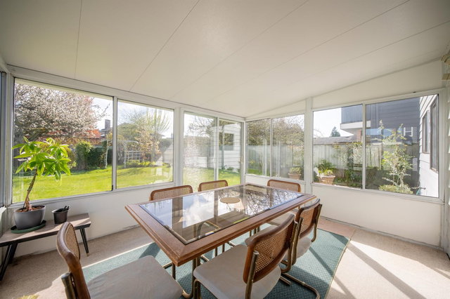 10566 Canso Crescent