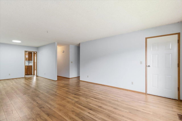 9584- - 9586 Williams Street