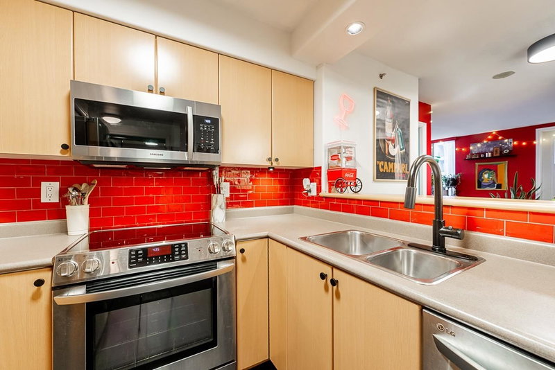 680 Clarkson Street #706, New Westminster, British Columbia