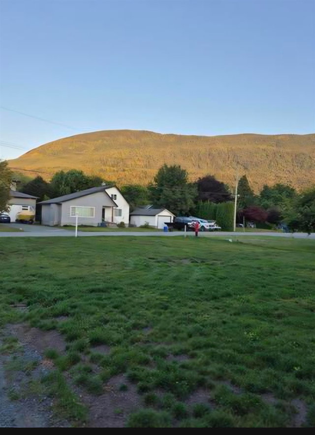 4469 Community Street