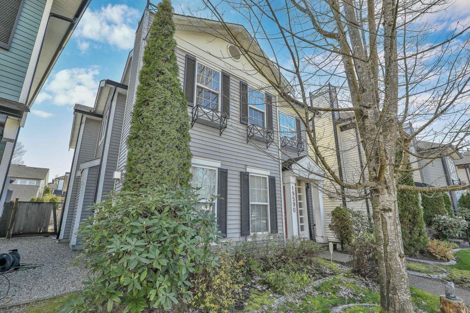 Listing Image 19