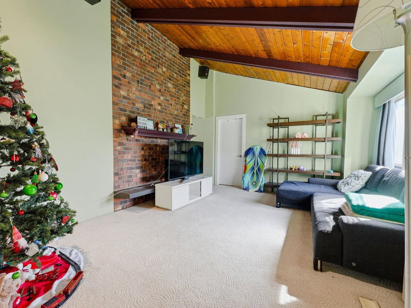 4264 Fitzgerald Avenue, Burnaby, V5G 3R8 | Image 3