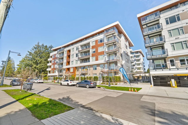 B102 - 10488 138a Street