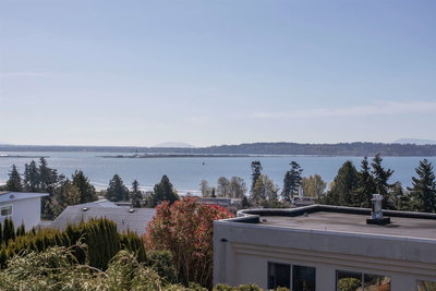 15662 Semiahmoo Avenue | White Rock | Image