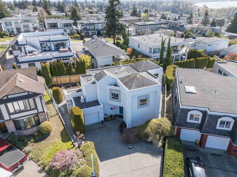 15662 Semiahmoo Avenue, White Rock, V4B 1V4 | Image 3