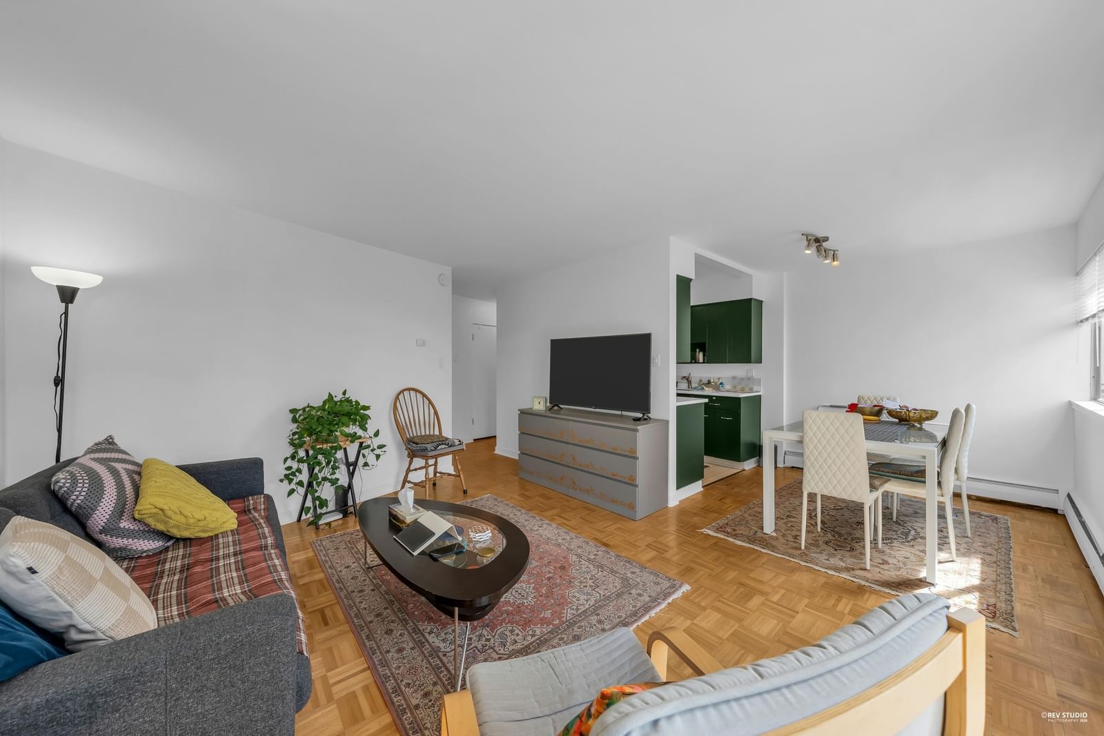 Listing Image 18