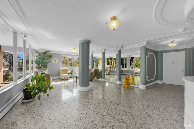 404 - 1930 Marine Drive