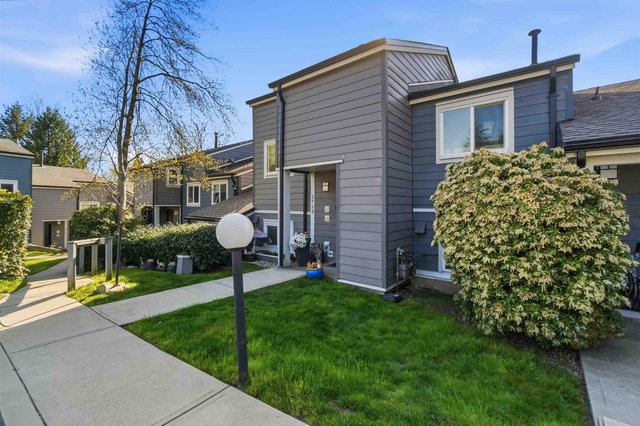 2713 Ellerslie Avenue