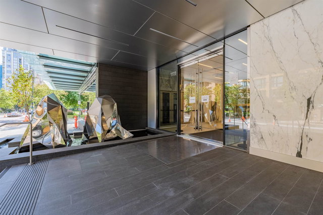 2209 - 1111 Richards Street