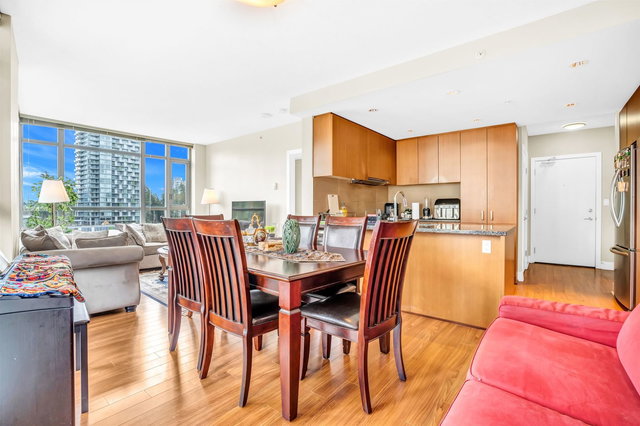 1003 - 3008 Glen Drive