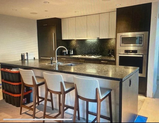 205 - 120 4th Street E