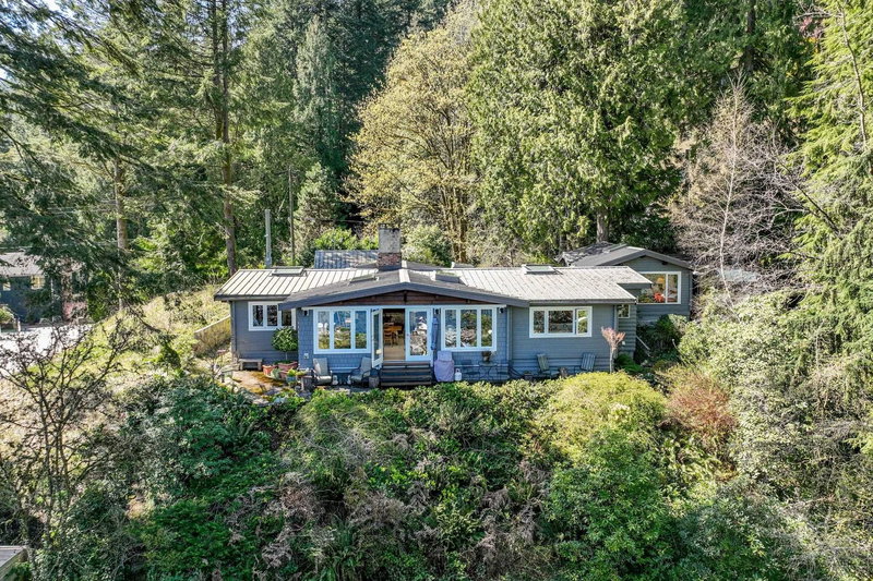 5457 Indian River Drive, North Vancouver, V7G 2T7 | Image 3
