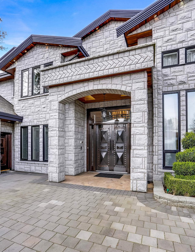 2091 Mclennan Avenue