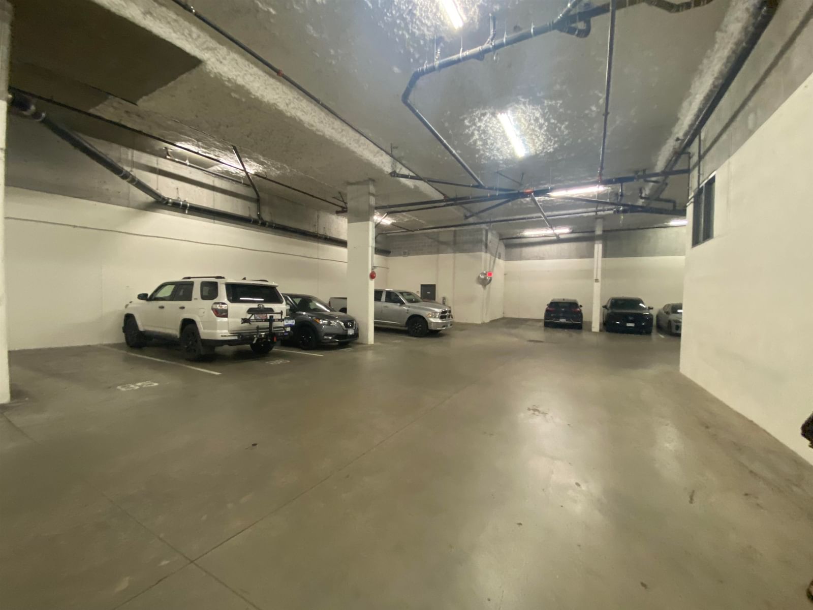 Listing Image 30