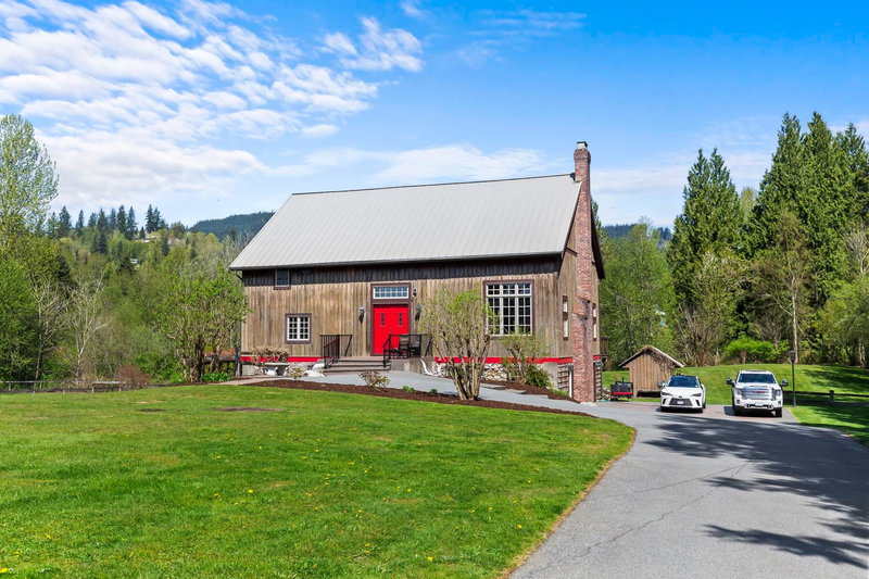 34055 Ferndale Avenue, Mission, V2V 7G2 | Image 2