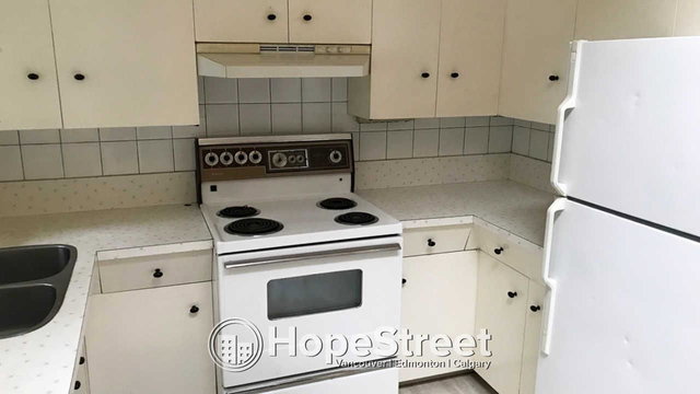 Main - 3432 Raleigh Street