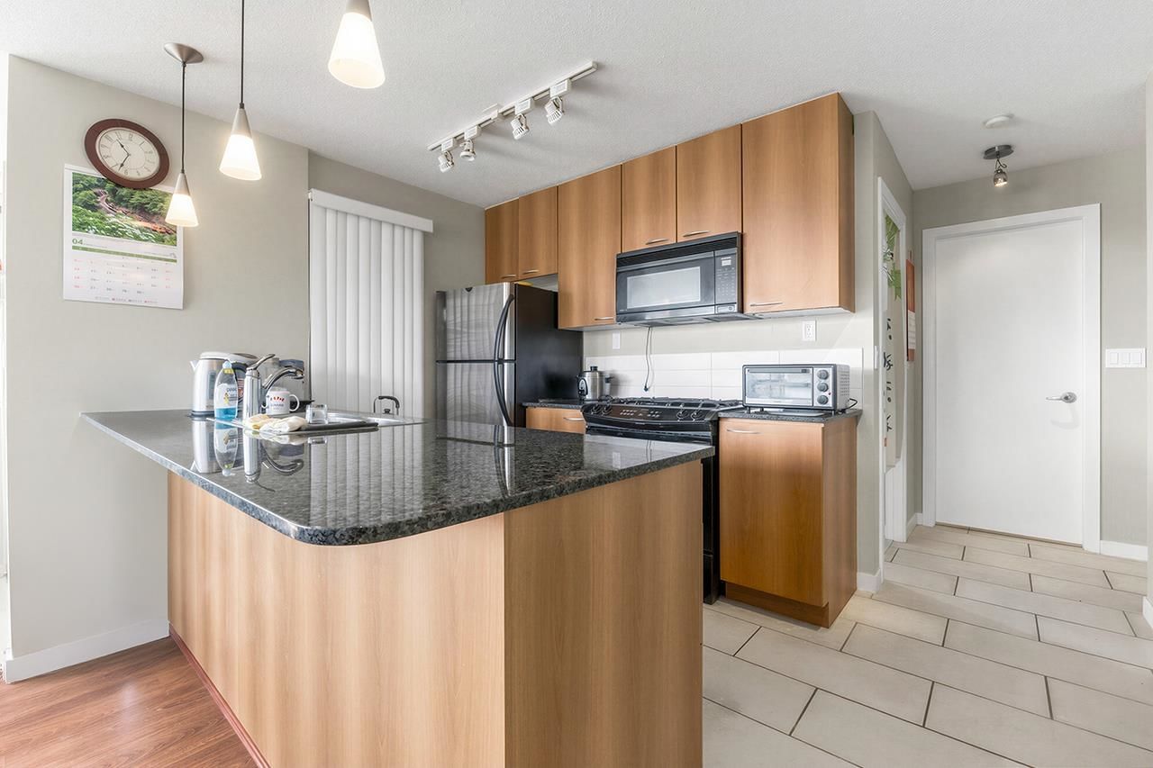 Listing Image 9