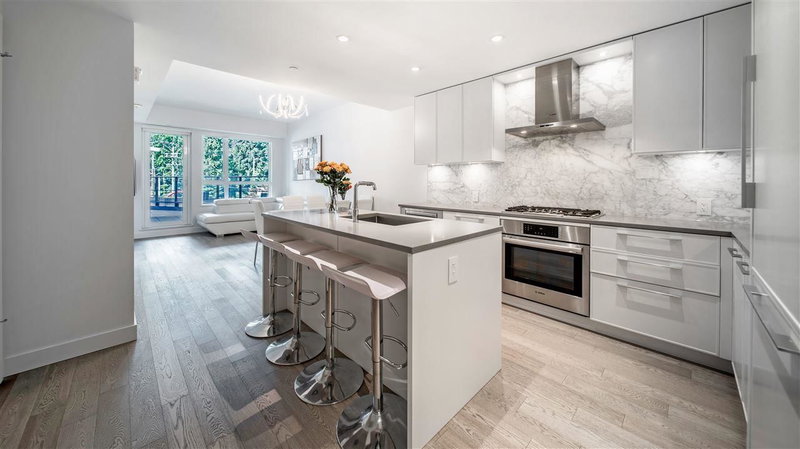 307 - 3220 Connaught Crescent, North Vancouver, V7R 0A5 | Image 2