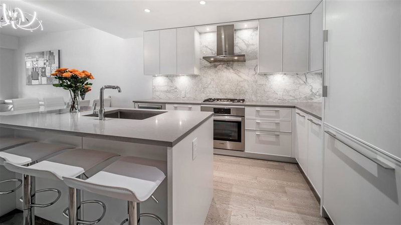 307 - 3220 Connaught Crescent, North Vancouver, V7R 0A5 | Image 3