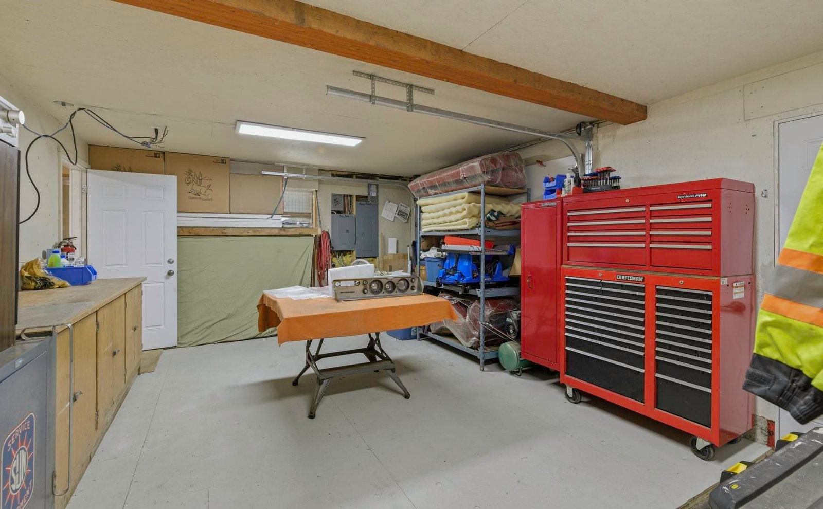 Listing Image 18