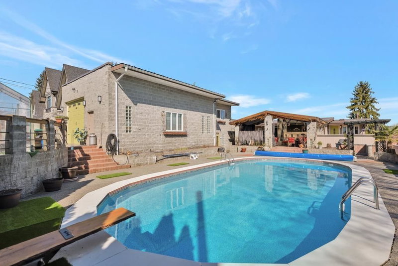 19717 48a Avenue, Langley, V3A 4W2 | Image 2