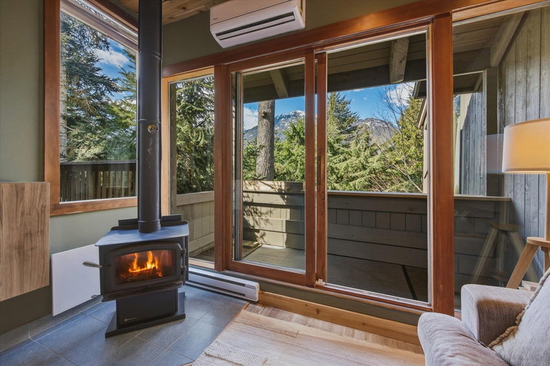 32 - 2301 Whistler Road, Whistler, V8E 0A6 | Image 3