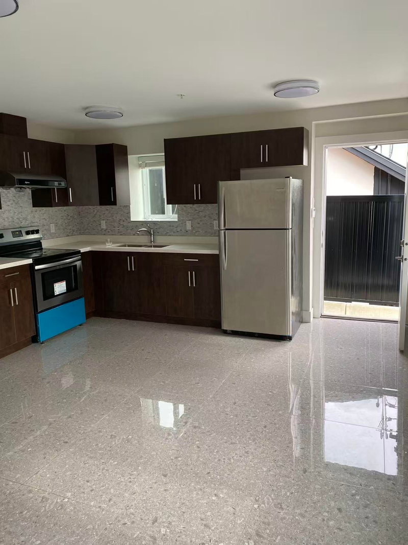 Laneway House - 3254 E 6th Ave, Vancouver, V5M 1S7 | Image 2