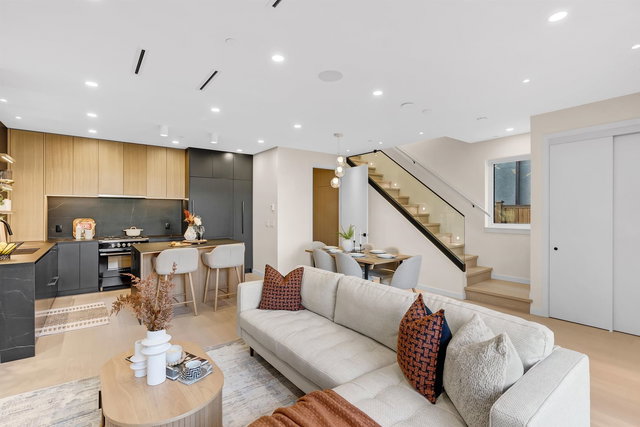 2 - 2764 14th Avenue W