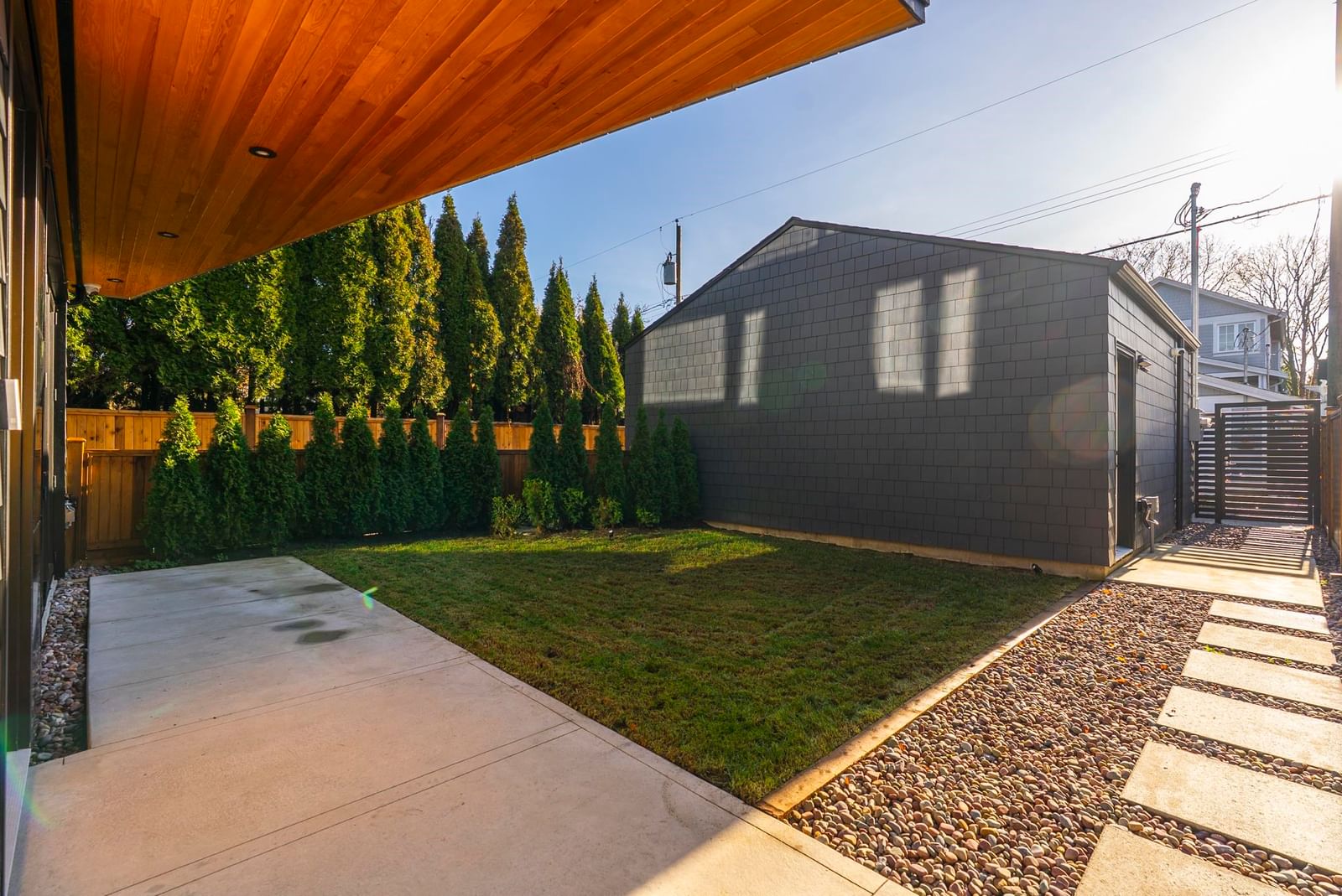 Listing Image 33
