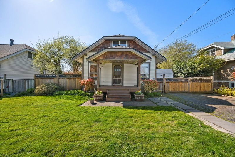 5695 Riverside Street, Abbotsford, V4X 1T4 | Image 2